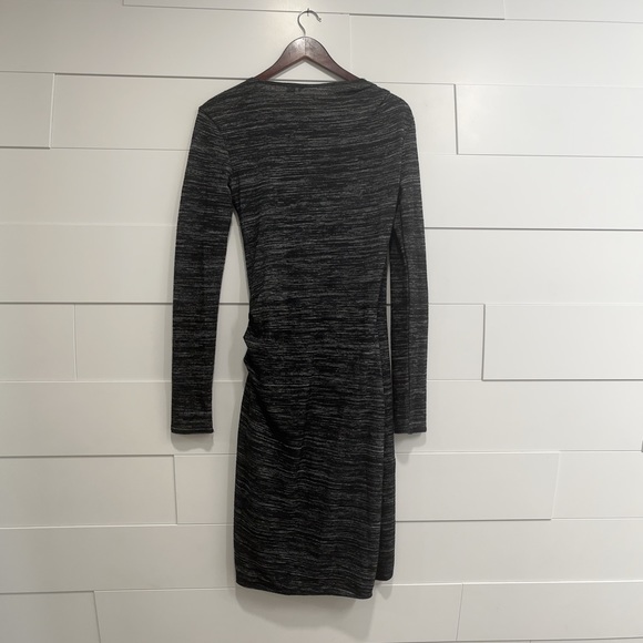 Dress - Picture 6 of 6